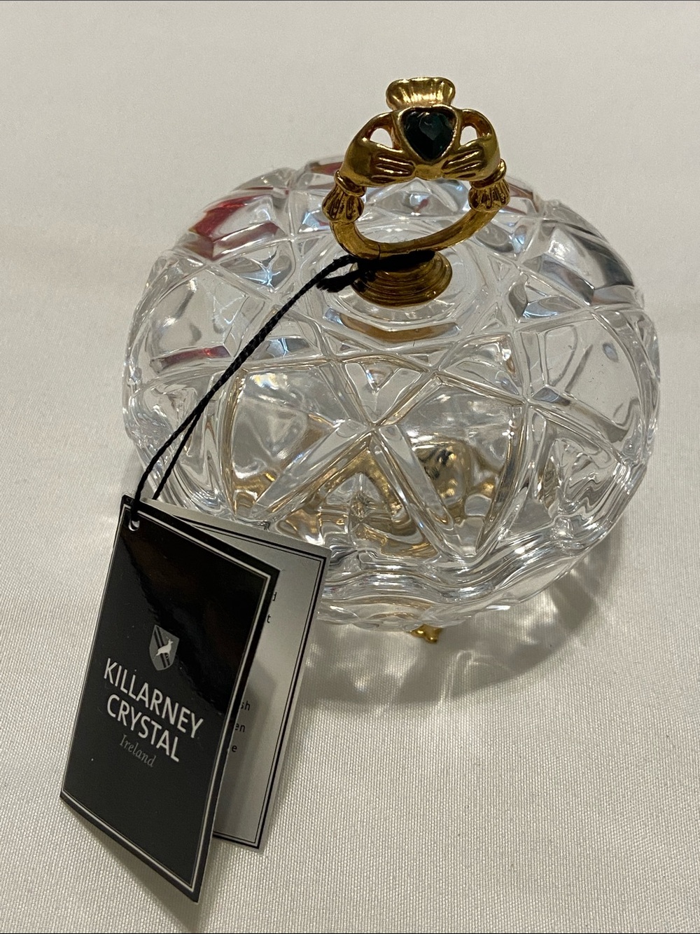Killarney Crystal Ireland Cut Glass Trinket dish with Gold Claddagh Finial